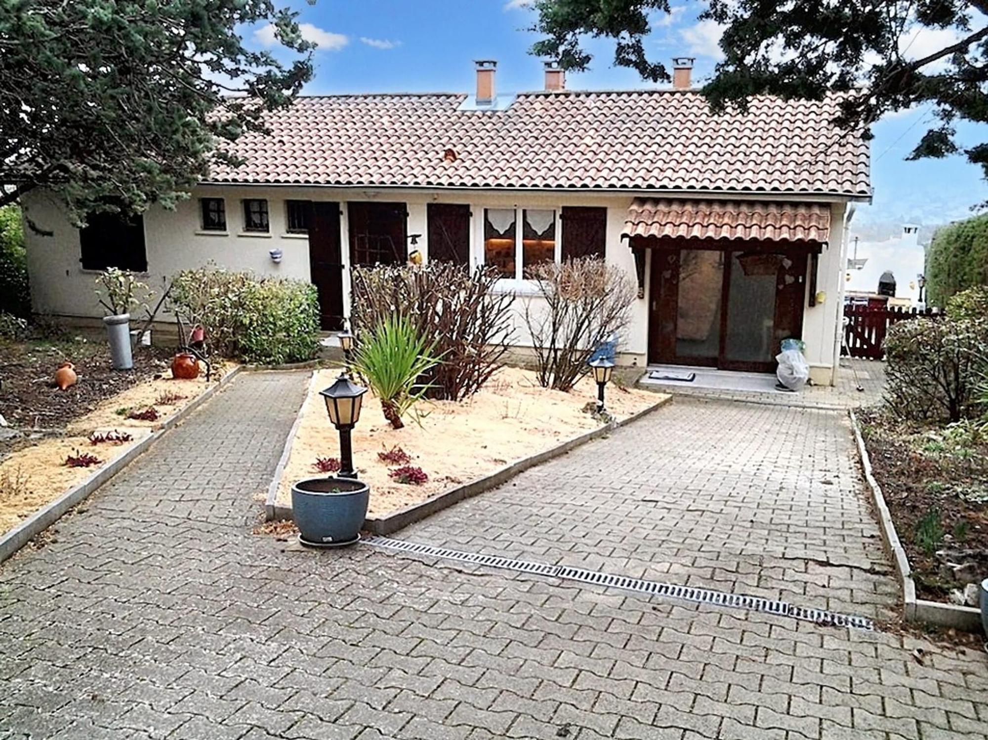 Maison Paisible A Veyras Avec Piscine Privee Et Vue Montagne Esterno foto